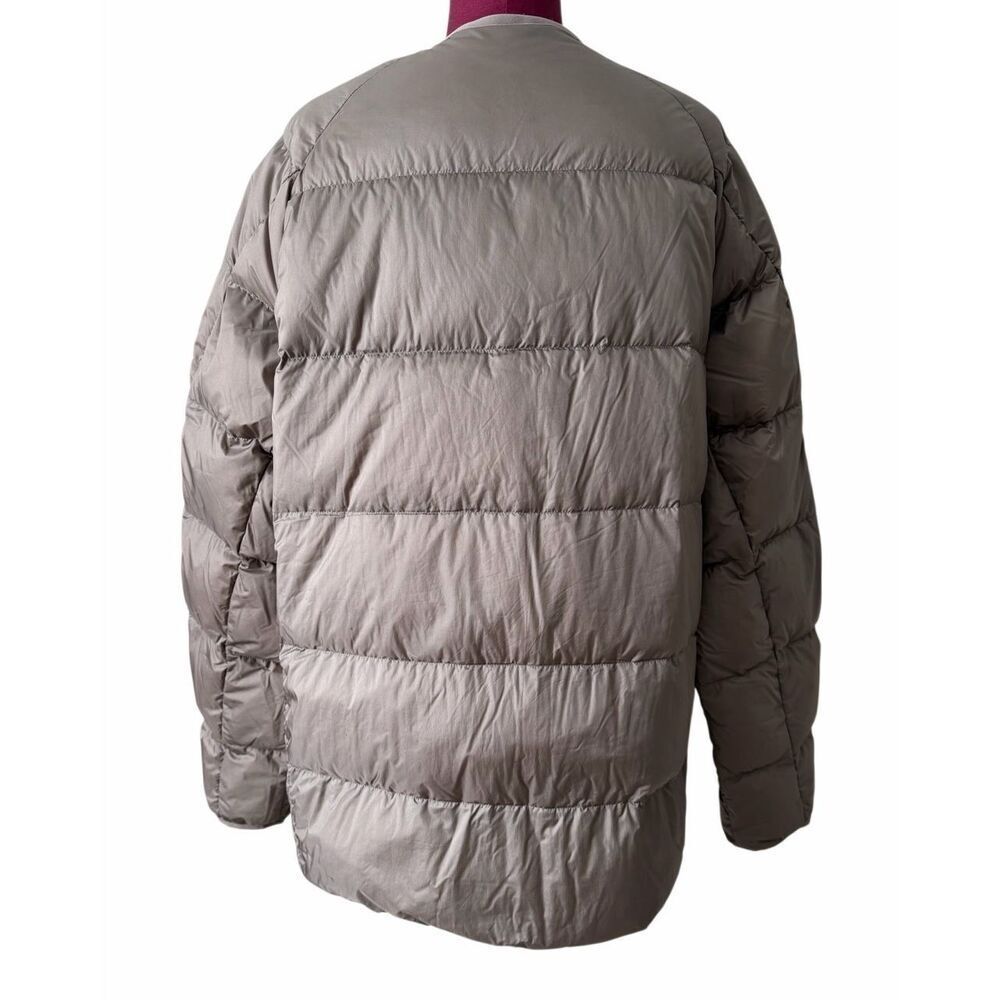 Uniqlo Taupe Quilted Snap-Front Puffer Jacket - Picture 3 of 15